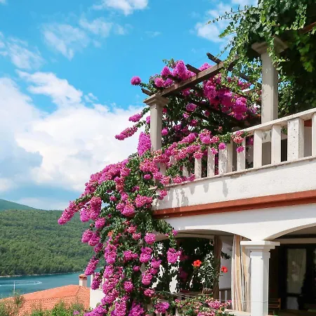 Violetta - Lbn200 By Interhome